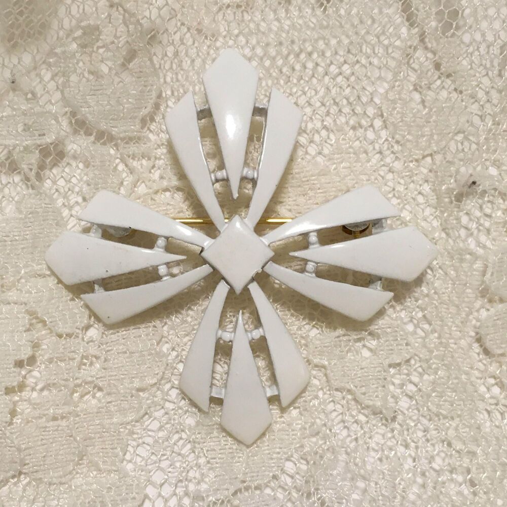 Vintage Trifari Maltese Cross Brooch, White Metal MCM Mid Century Jewelry, Mod R